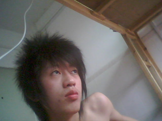 我  啊 我是伦